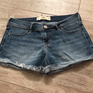 Hollister | Low Rise Midi Shorts